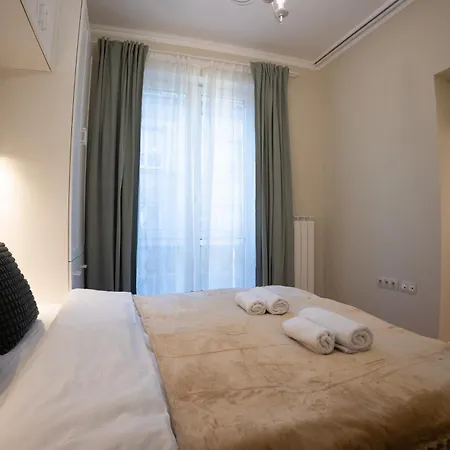 Apartment Planeta Dos Sonhos - Fast Wi-fi, 1bdr, Centre